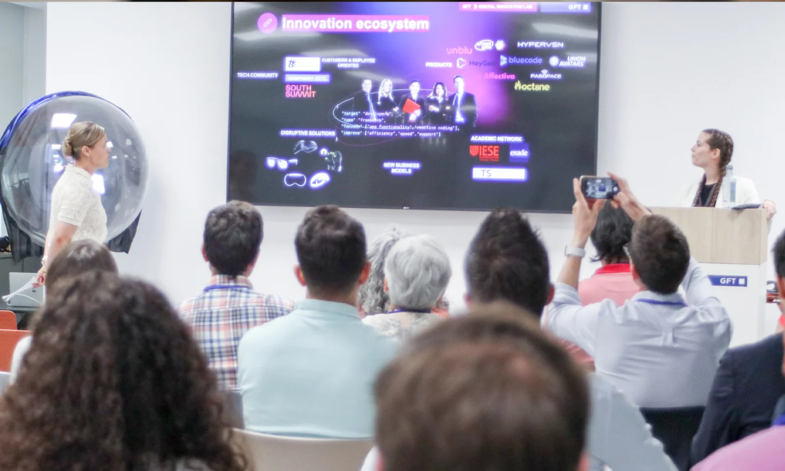 gft-image-ai-experience-framework-2-2.jpg gft-image-ai-experience-framework-2-2.jpg