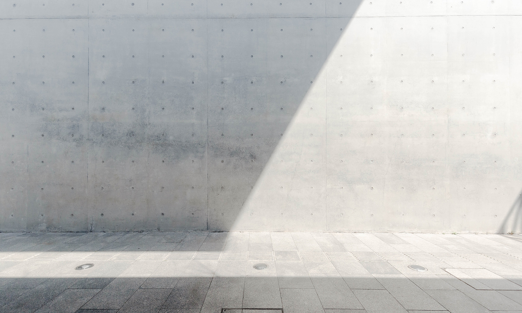 GFT Solution: Application Management gft-image-shadow-02.jpg